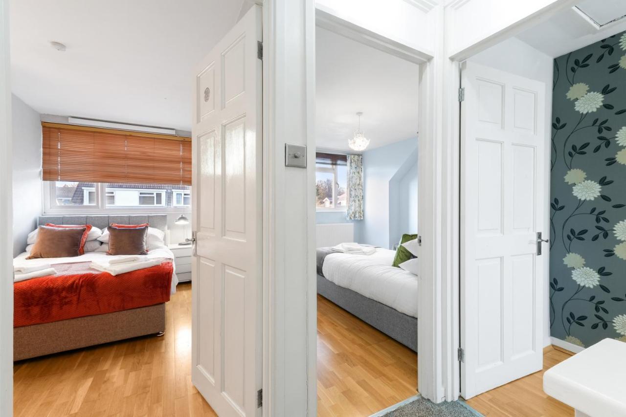 Staiforce 2 Bedroom House With Parking Maidenhead Dış mekan fotoğraf
